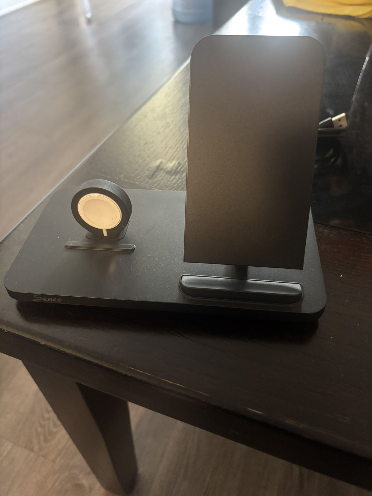 Iphone and Apple Watch Charging Stand