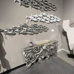 Modern Unique Console Table With Wall Decor $50 Down With Financing Ask For Prices