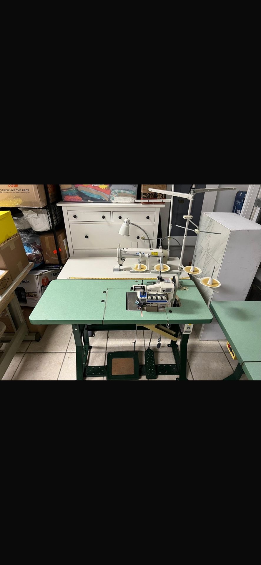 YUKI 4 Needle Surger Overlock Sewing Machine MO2500