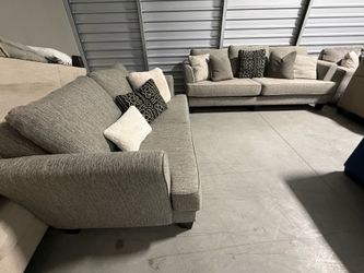 Gray Couch Set DELIVERY AVAILABLE 🚚