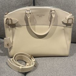 Louis Vuitton Vendome MM Crème Large