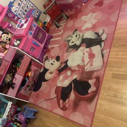 Minnie Mouse Carpet