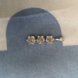 New Listing 10 Kt White Gold Diamond Pendant 