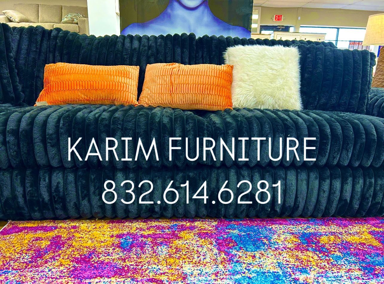 MEDIUM SIZE BLACK SECTIOANL