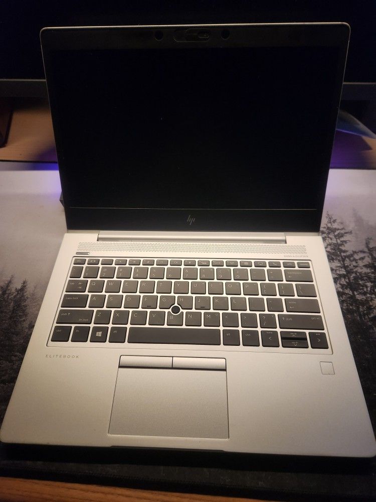 Hp Elitebook 735 G5 13.3 Lcd Laptop