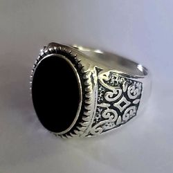 QUALITY TITANIUM ENGRAVED SILVER NEW SIZE 10 MENS BLACK ONYX RING