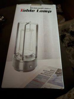 Table lamp