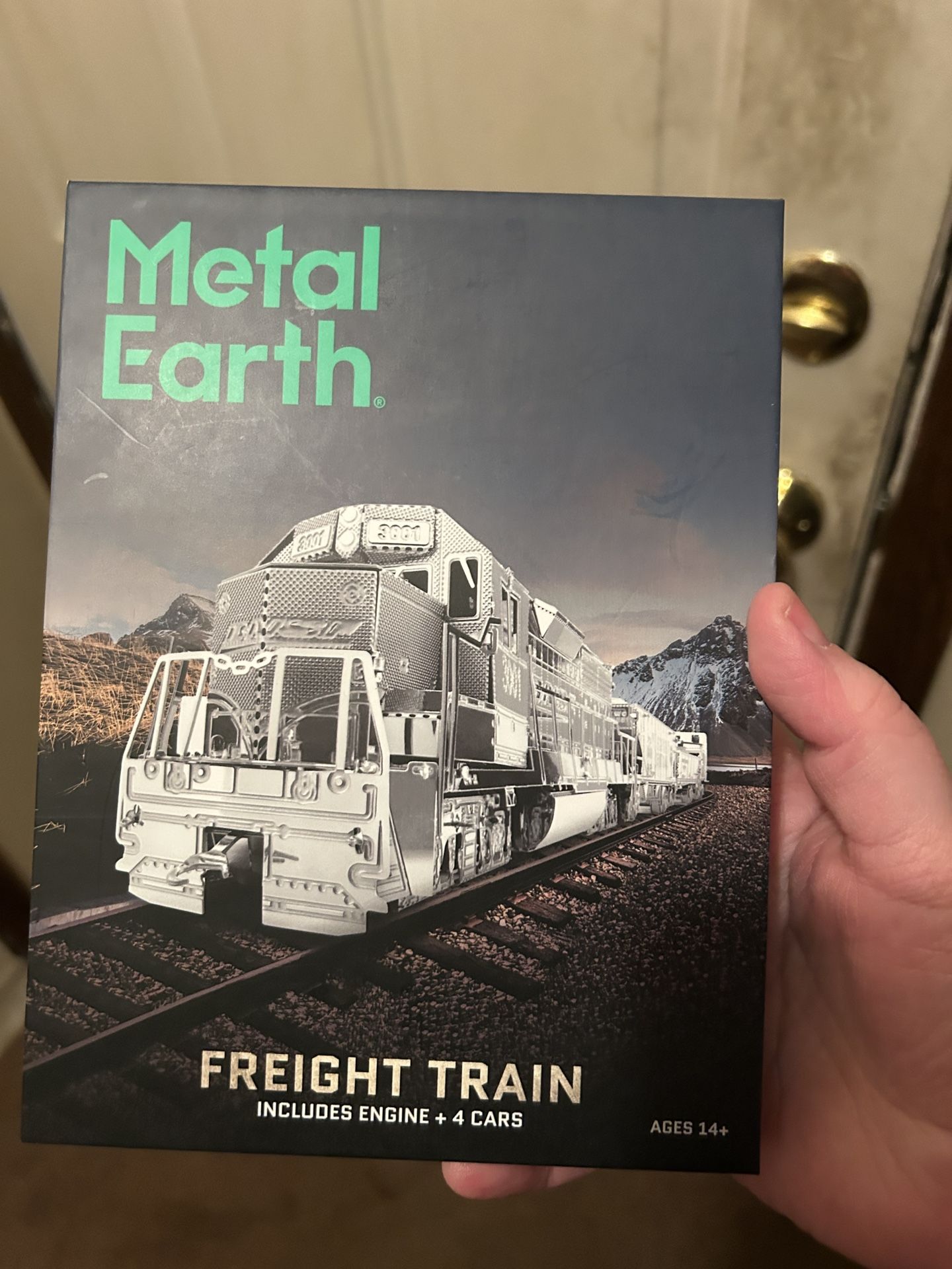 Metal Earth Metal Train Model