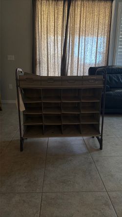 Shoe rack