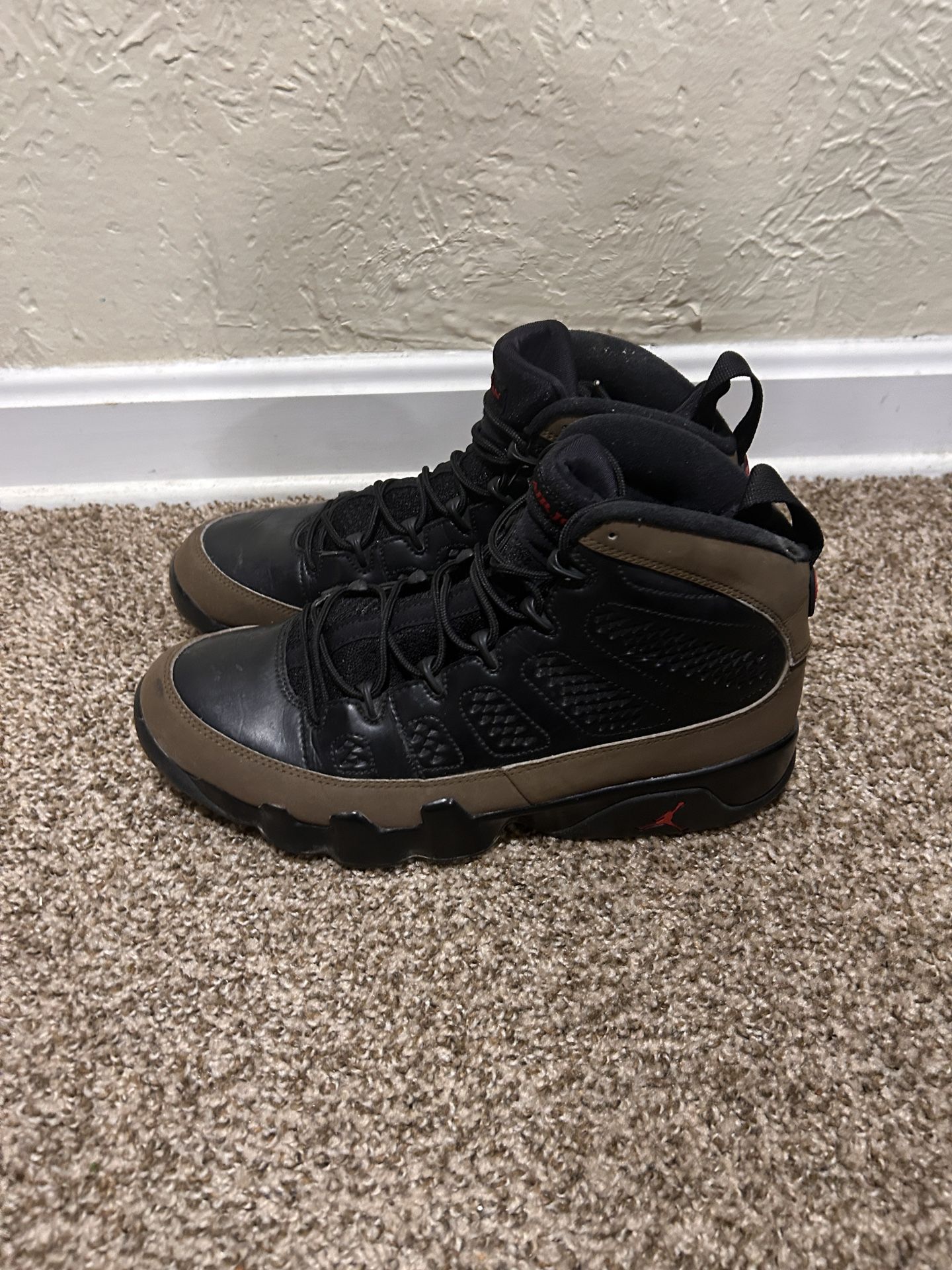 Jordan 9 Retro Olive