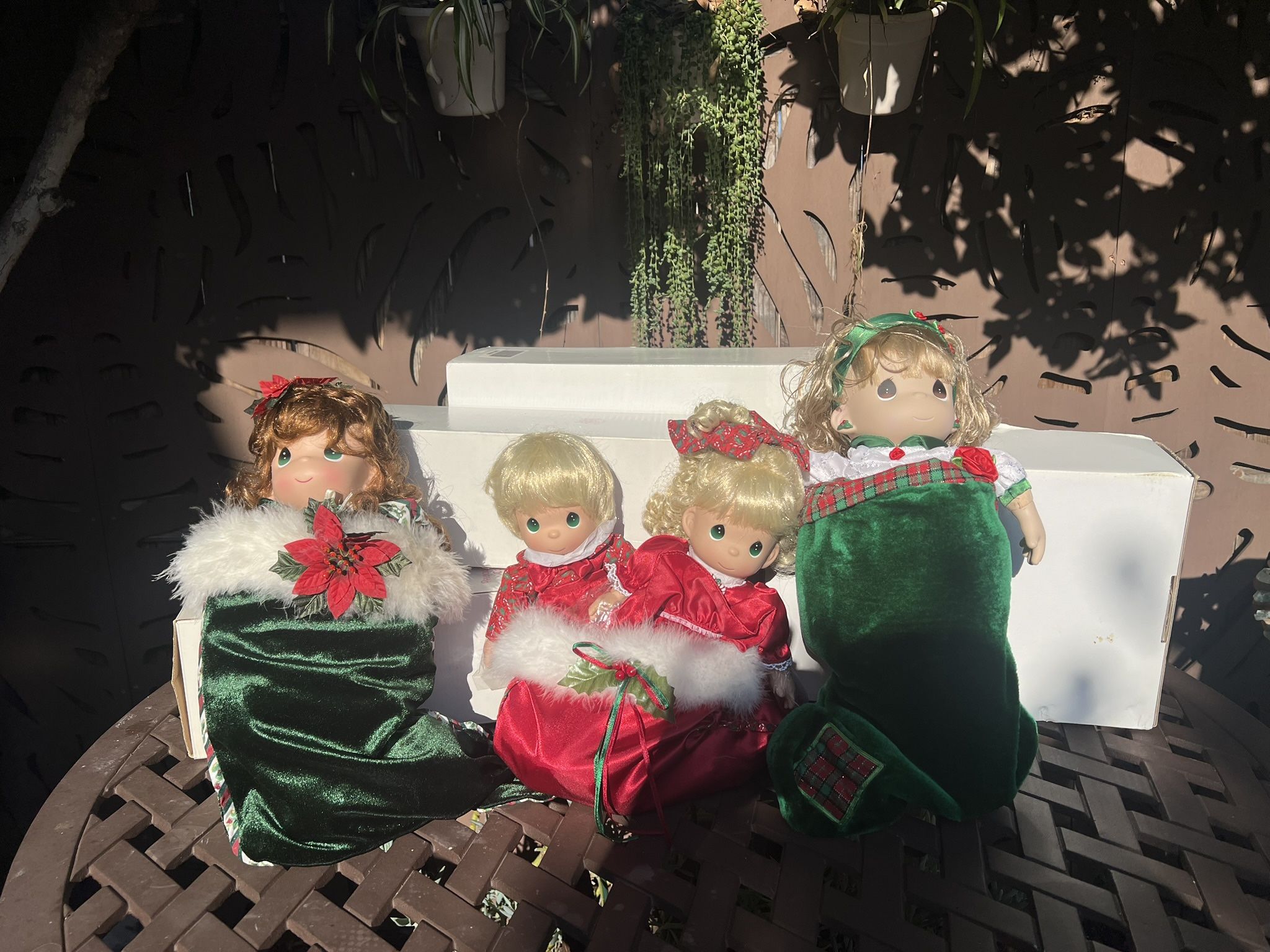 Collection Of 8 Precious Moments Dolls