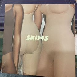 SKIMS- This Is A Sculpting Bodysuit. It’s a Lightweight Shapewear That Support Without Sacrificing Comfort.  (Pick Up Only)