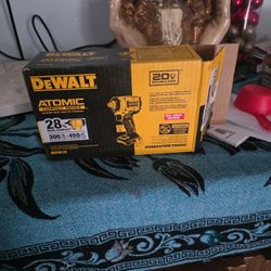 Dewalt Atomic Tool