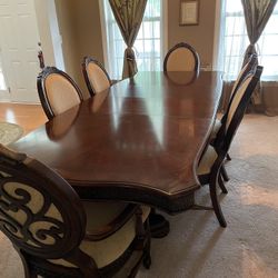 Vintage Dining Room Table American Furniture 6 Chairs Total 2 Leafs 