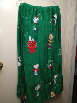 Peanuts Snoopy blanket
