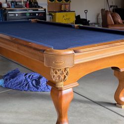 Pool Table 8ft ( Free Delivery & Set Up & New Color Felt Of Your Choice