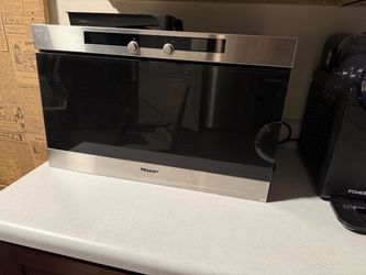 Miele Built-In Steam Oven - Stainless Steel (Excellent Condition)