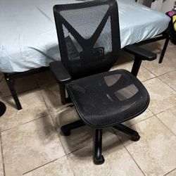 Mesh With Back Support Rolling Office Chair