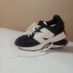 New balance shoes.