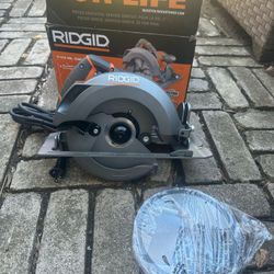 RIDGID 15 Amp 7-1/4 in. Circular Saw