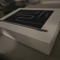 New 2023 MacBook Pro A2918 M3 14" Screen,8gb RAM, 1TB  SSD,A Year Guaranty