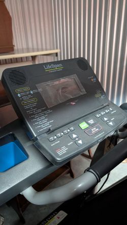 Lifespan TR1200i treadmill