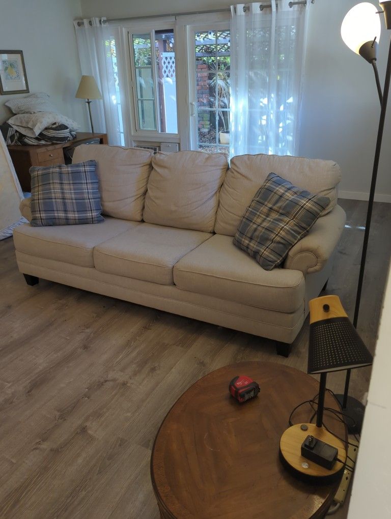 Free Gray Sleeper Sofa