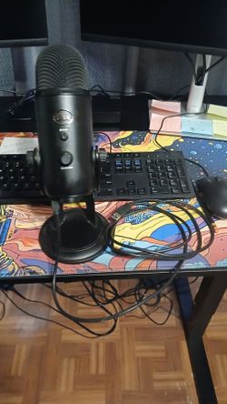 Blue Yeti USB Microphone Black