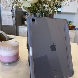 iPad Air 64 GB (5th Generation) 