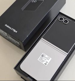 Samsung galaxy z flip 6 unlocked with warranty