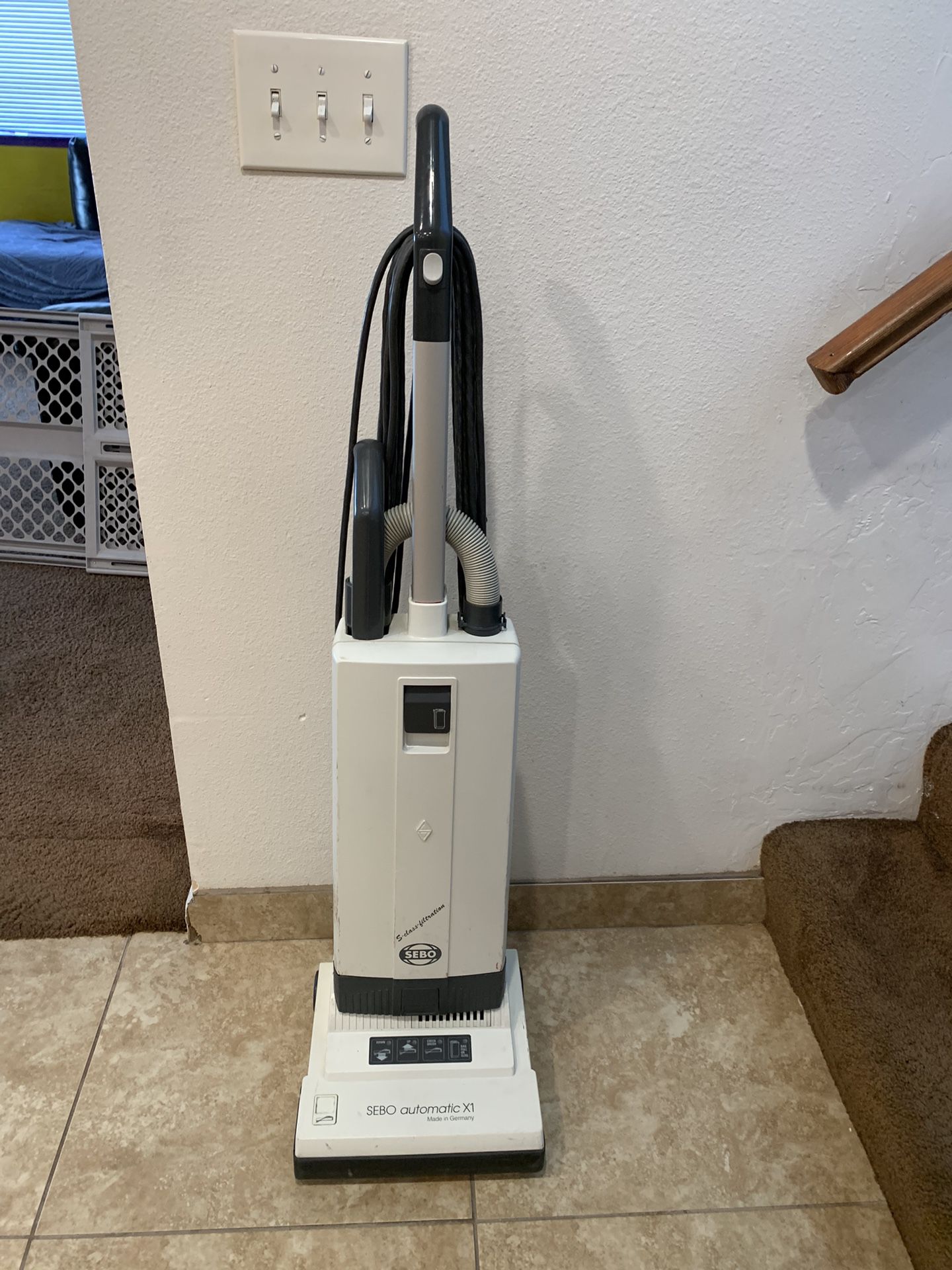 SEBO VACUUM CLEANER AUTOMATIC X1 S-Class made in Germany