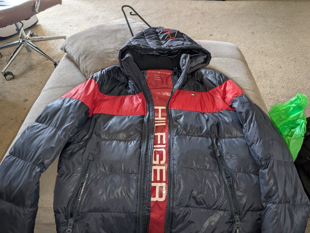 Tommy Hilfiger Blue / Red Hooded Puffer Jacket Mens  Sz Medium 