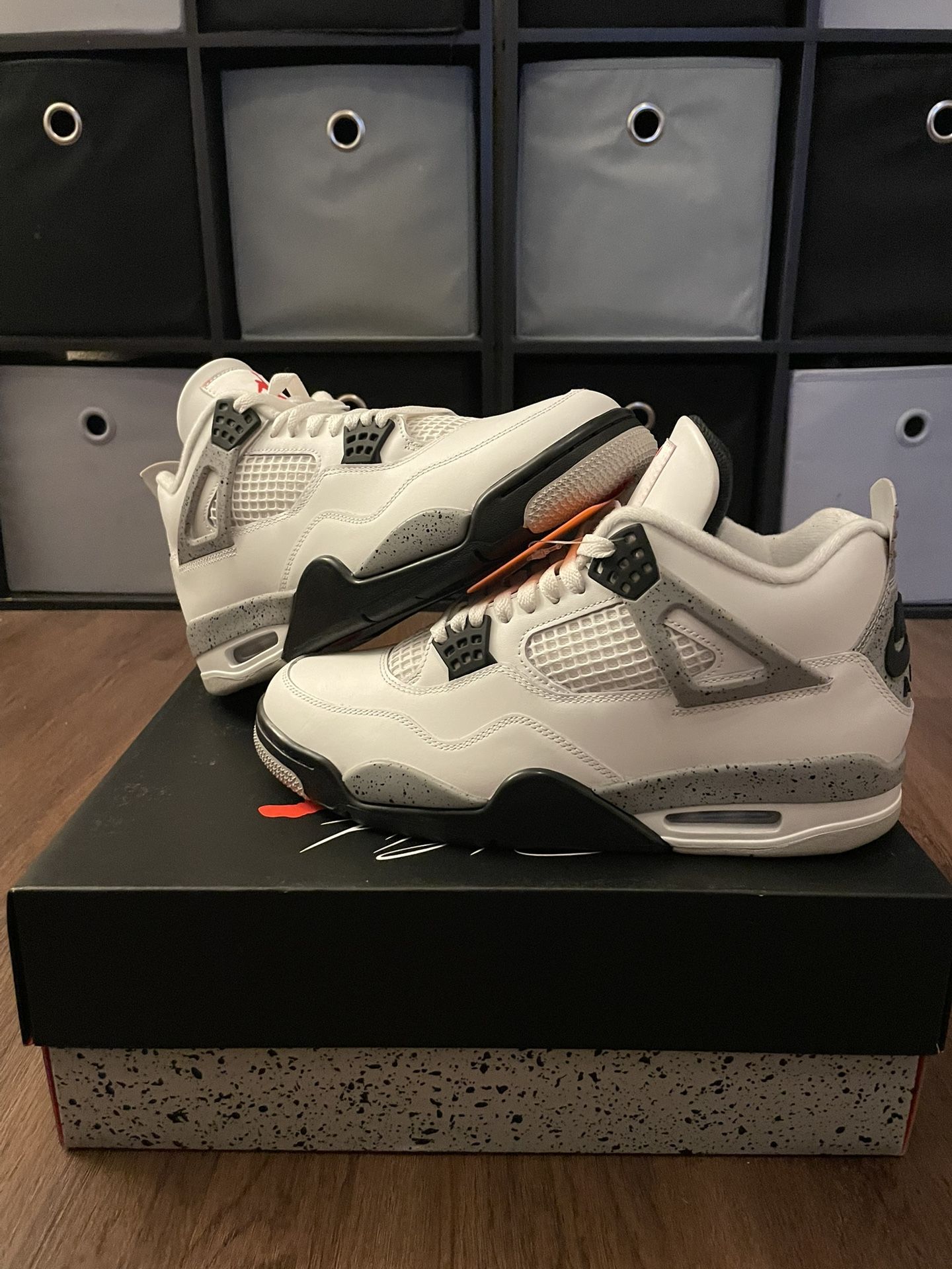 Jordan Retro 4 White Cement