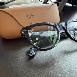 Ray-Ban Meta Smart Glasses – Wayfarer Style (Black) 😎