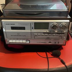 Vinyl, Cd ,radio And Cassette Player