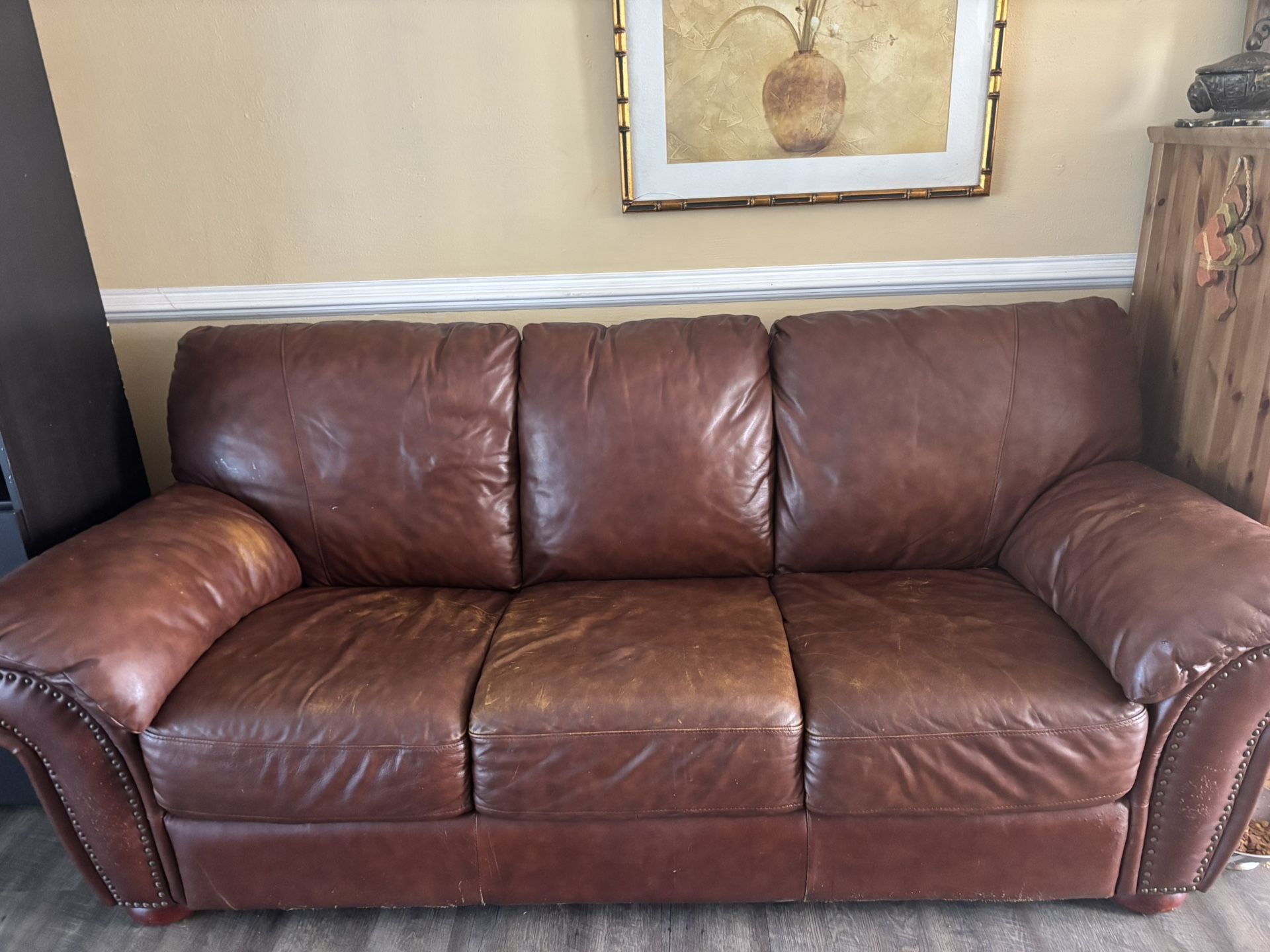 Free Leather Couch 