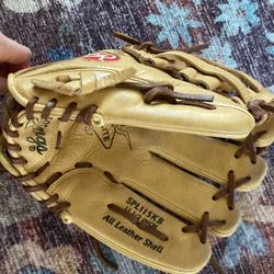 Four Day Glove Break In  