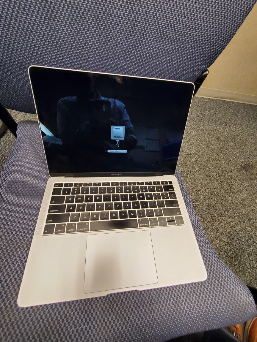 MacBook Air ((2018 model)) PARTS ONLY