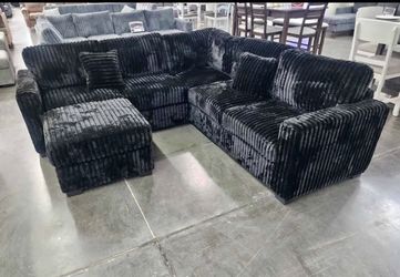 Sectional Set