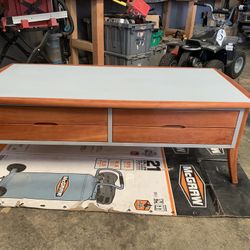 Coffee/ TV Table 