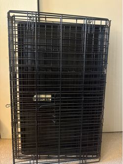 S/M black dog crate