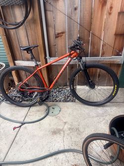 Specialized hardtail mtb