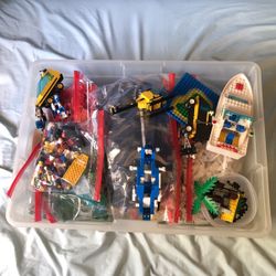 Vintage 90’s LEGOs Lot