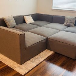 Large Gray Modular Sectional and ottomans 