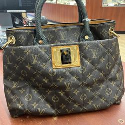 Louis Vuitton Purse 