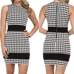 Michael Kors Dress Size 6  New with a partial Tag Dress has been refreshed in steamer 
