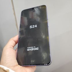 Samsung S24