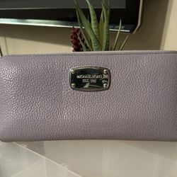 Michael Kors Women’s Large Wallet