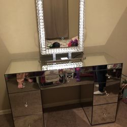 Crystal Vanity 