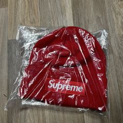 Supreme Red Logo Beanie 